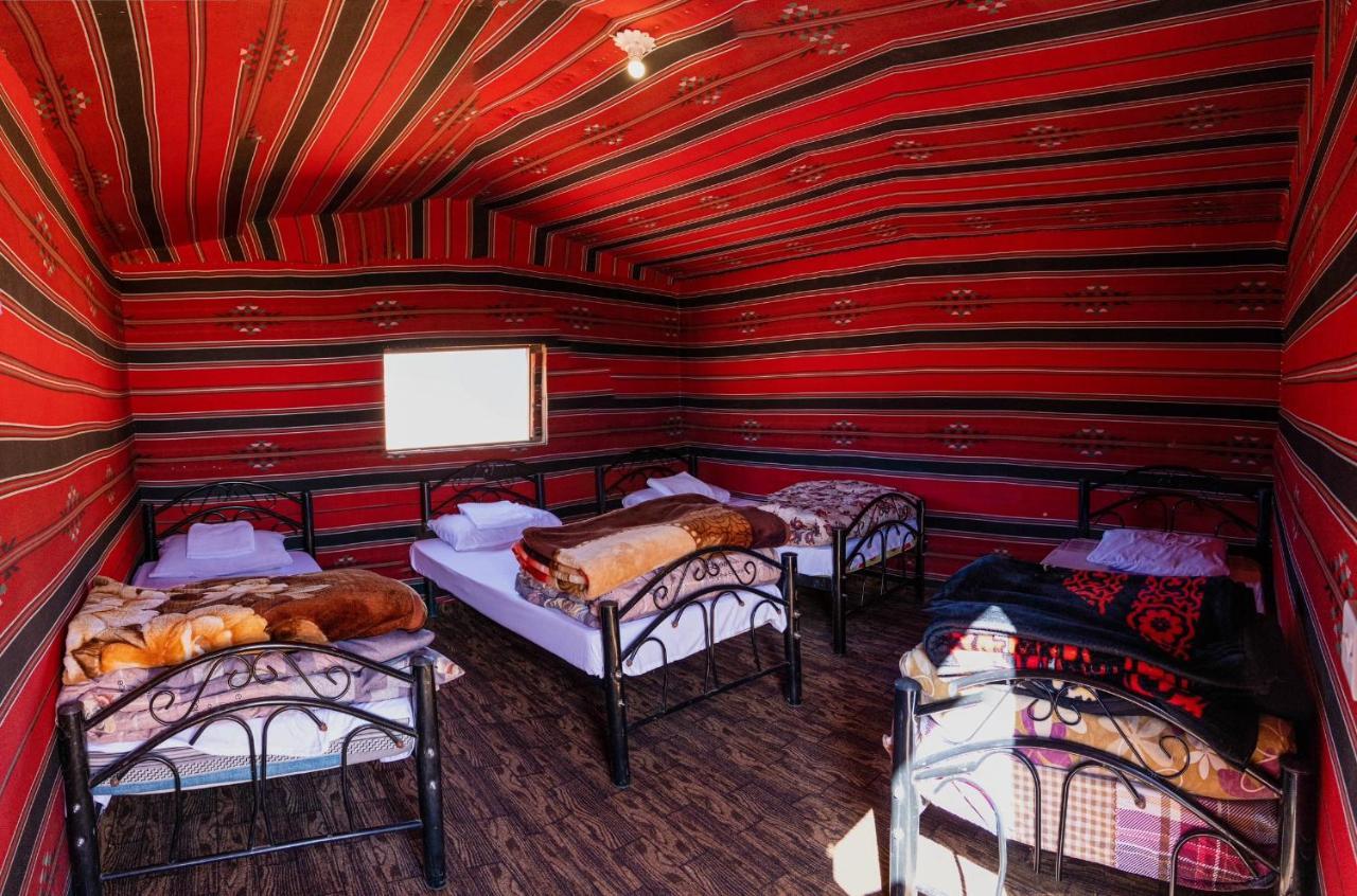 Wadi Rum Meteorite Camp 외부 사진